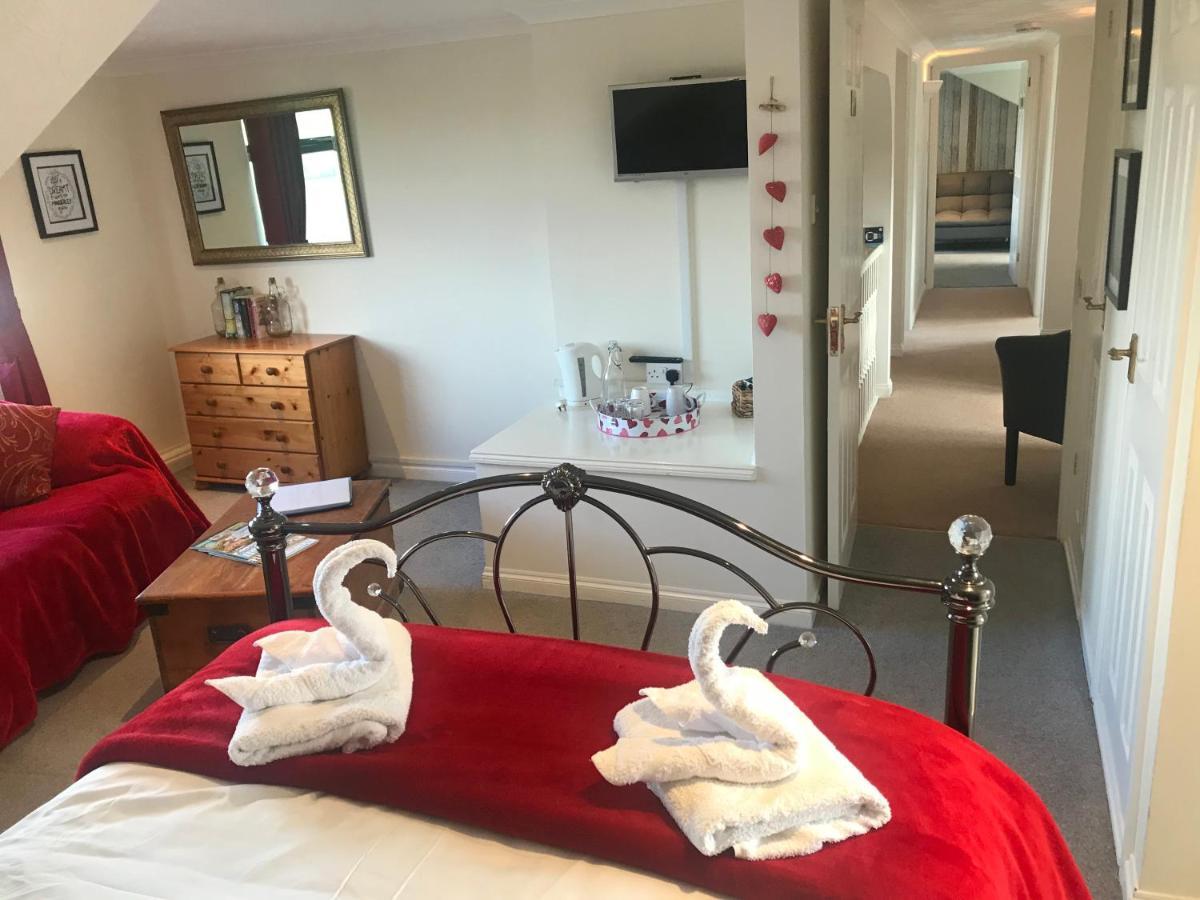 Bed and Breakfast Wellingtons Фовей Экстерьер фото